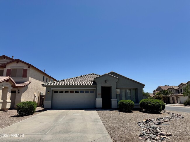 Photo - 44879 W Desert Garden Rd House