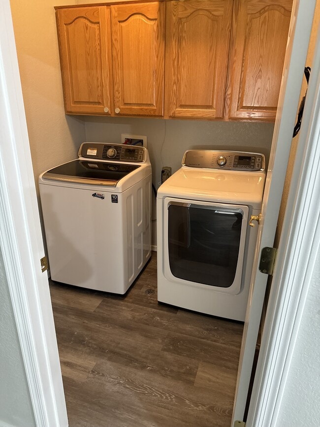 Photo - 1825 E Shore Villas Dr