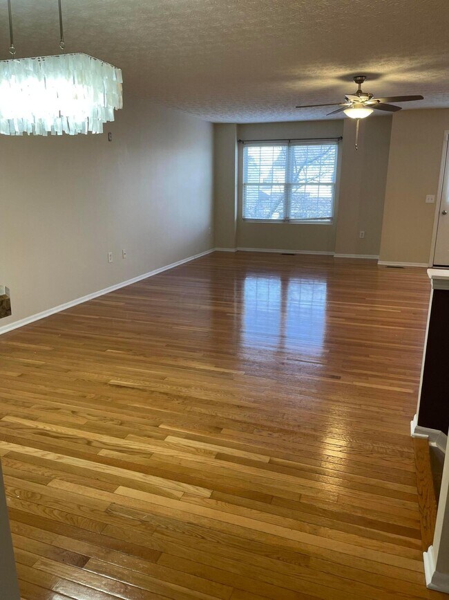 Photo - 5967 Canyon Creek Dr Unidad 504