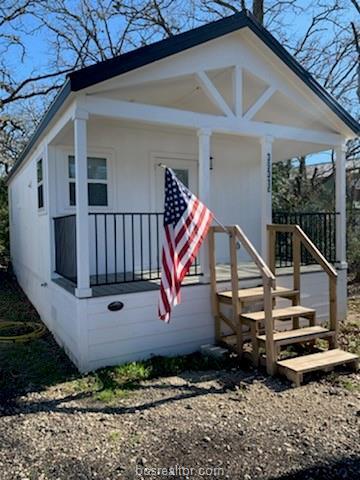 Photo - 3939 Riverside Pkwy House