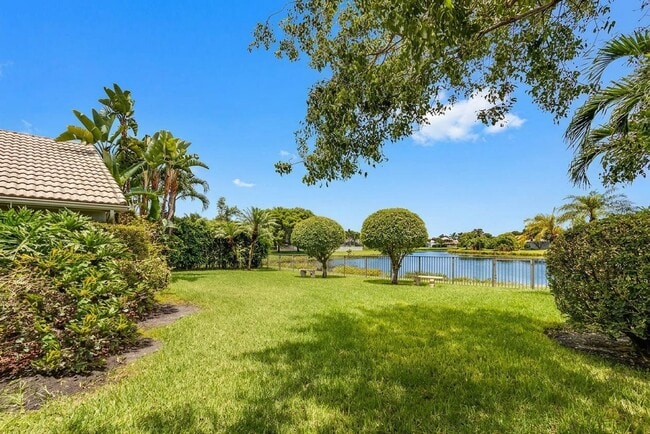 Photo - 6448 Blue Bay Cir