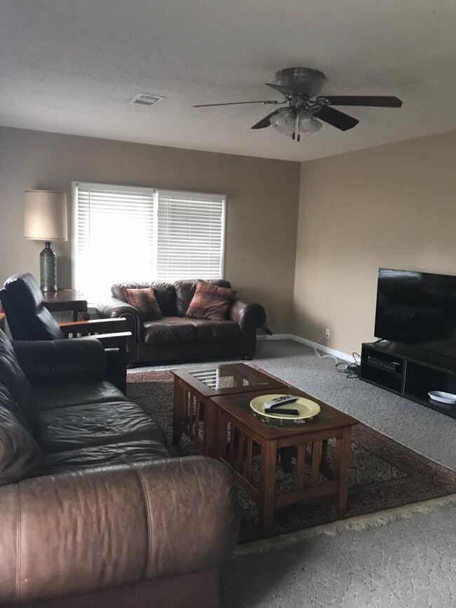 1800 Ross St Unit 1800