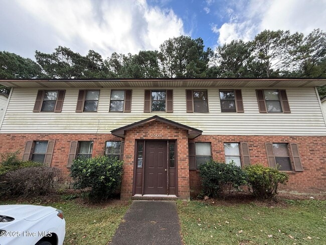 Building Photo - 2508 Commerce Rd Unit A