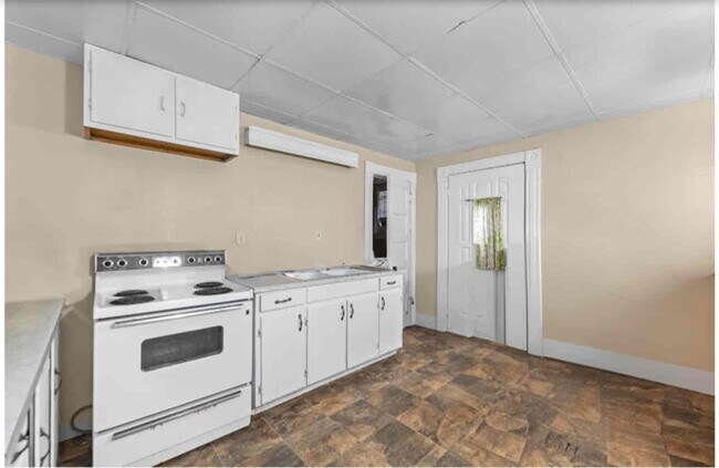 Photo - 164 S Washington St Unit 2