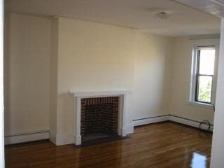 Photo - 1680 Commonwealth Ave Unidad 3