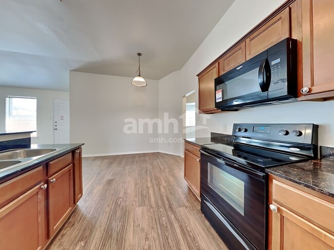 Photo - 1607 Tampa Bay Dr