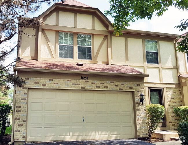 Building Photo - 1428 W Sapphire Dr Rental