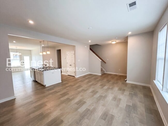 Photo - 7731 Leeds Castle Ln