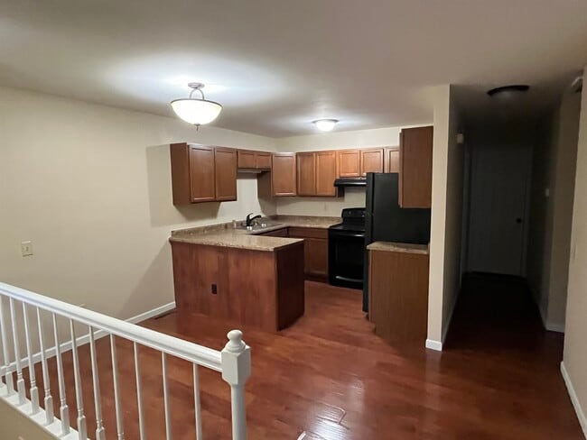Photo - 2652 Osmundsen Rd