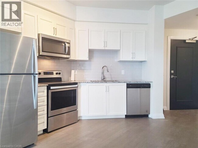 Photo - 155 Caroline St S Unité 511