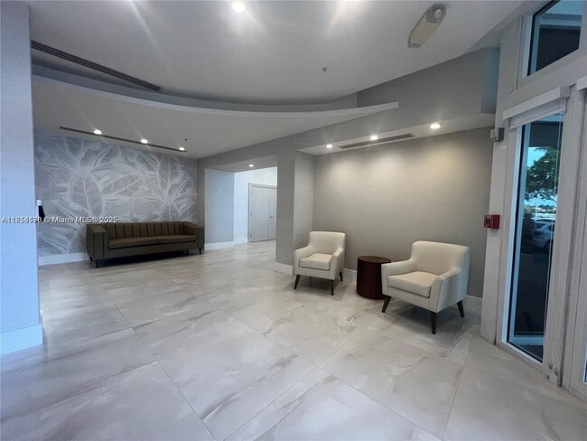 Photo - 3001 S Ocean Dr Unit 903