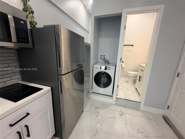 Photo - 13204 SW 228th St Unidad A