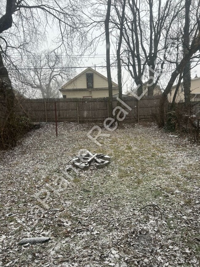 Photo - 1804 Bigelow St