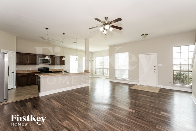 Photo - 15635 Gatsby Ln