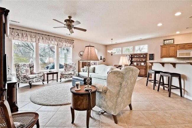 Photo - 15 Glenbrook Ln