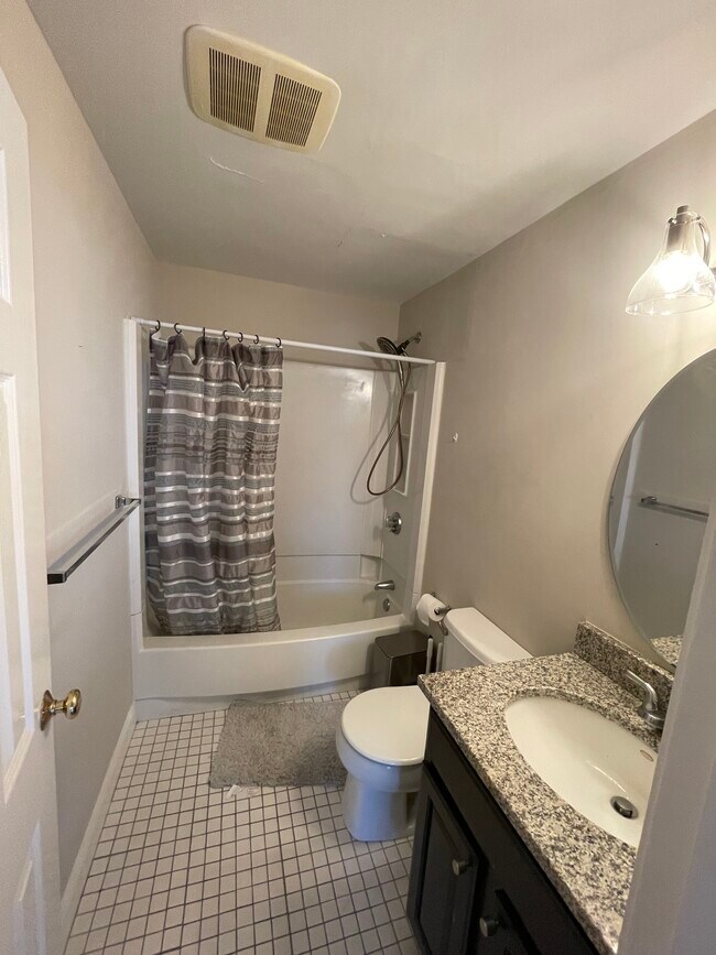 41 Walnut St Unit Zvi Stein unit