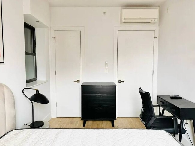 Photo - Furnished room/NOT APARTMENT Unit 4C