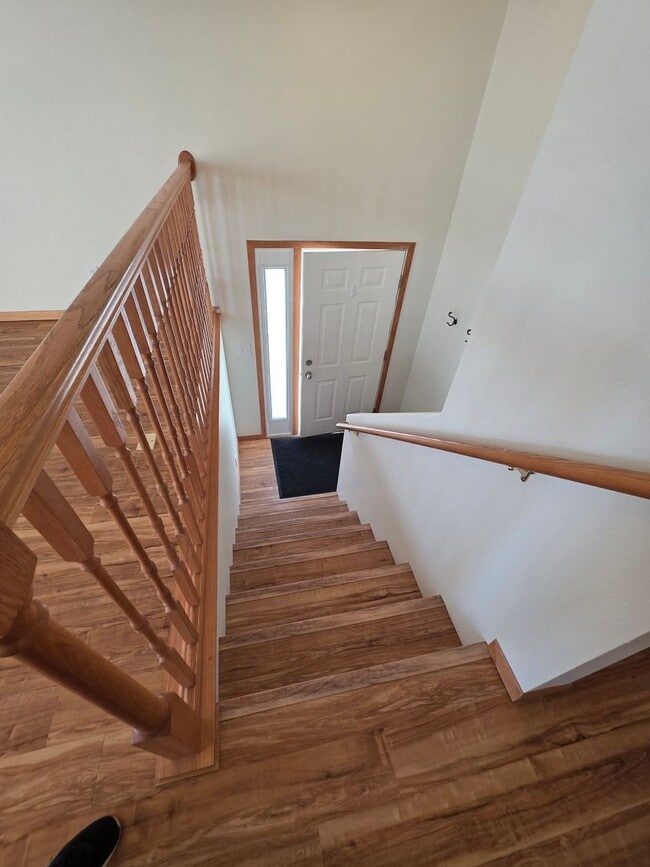 Photo - 3 bed twinhome for rent