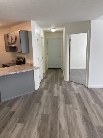 Premium - Hall to Attached Garage