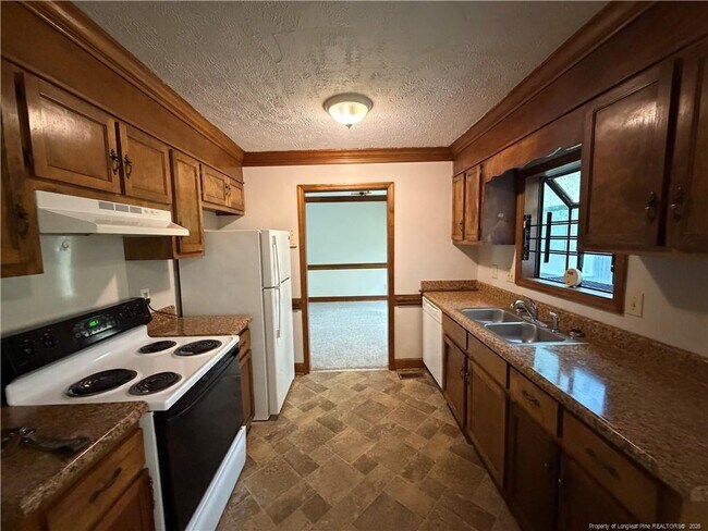 Photo - 872 Hilton Dr