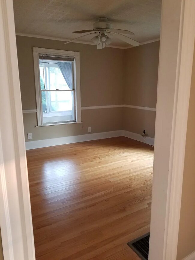 Photo - 11 Pennsylvania Ave