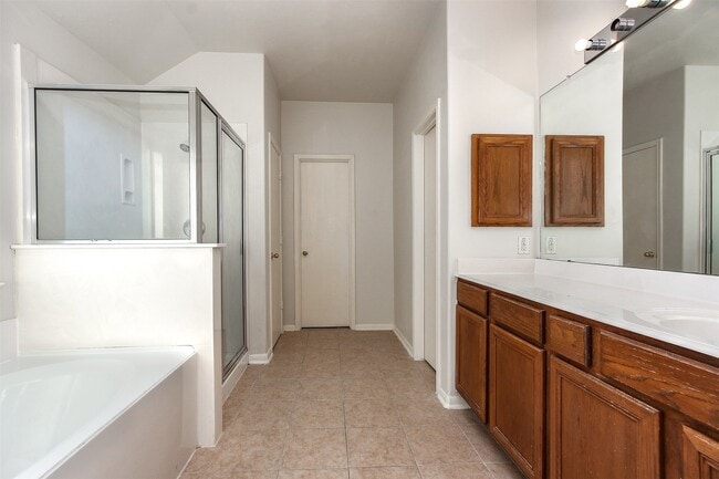 Photo - 6103 Menor Crest Dr