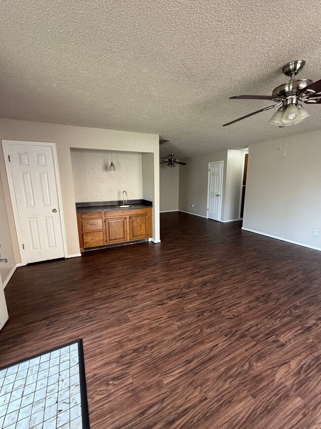 Photo - 7136 NW 115th St Unit 7138 NW 115 St