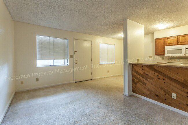 Photo - 1705 Heatheridge Rd