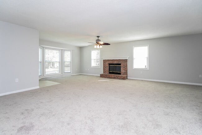 Photo - 120 Suffolk Dr