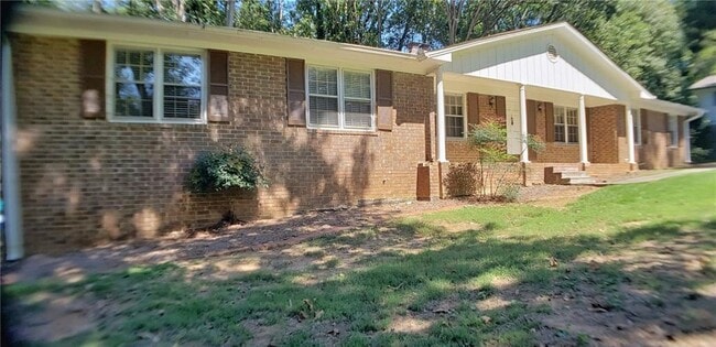Building Photo - 516 NW Woodland Dr Rental