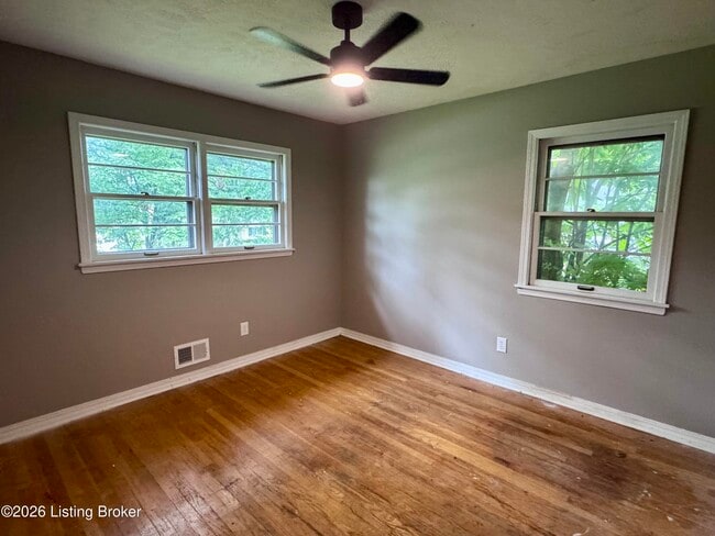 Photo - 7305 Meadow Rd