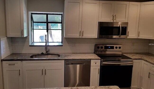 Photo - 727 N Himes Ave