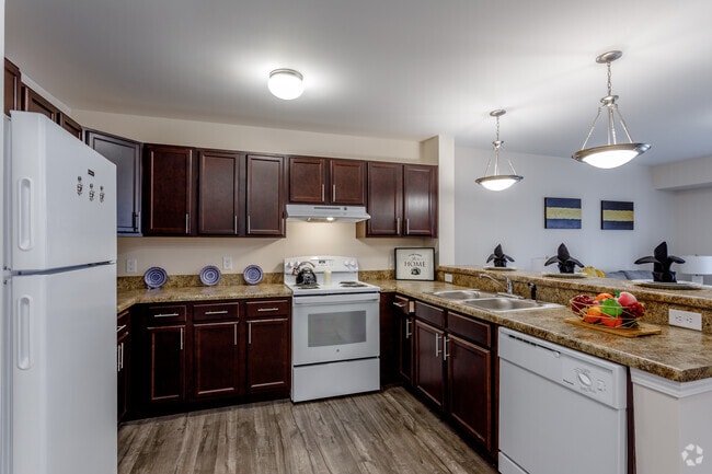 1HAB, 1BA - Apartamento A - Connect55+ Shawnee Senior Community 55+