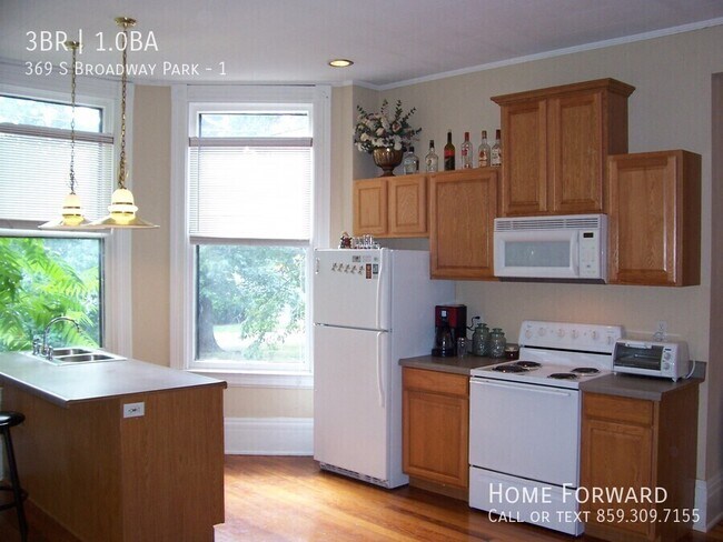 Photo - 369 S Broadway Park Unit 1