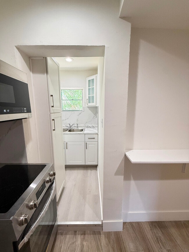 Photo - 425 N 26th St