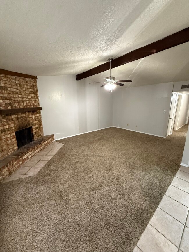 Building Photo - 826 Hardy Springs Cir Unit B