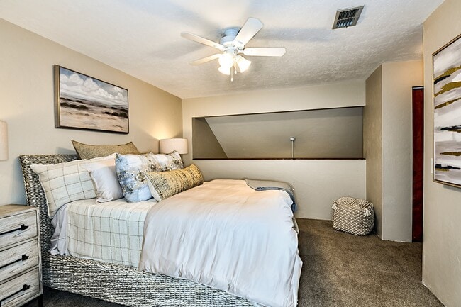 Photo - Woodland Villas Apartments