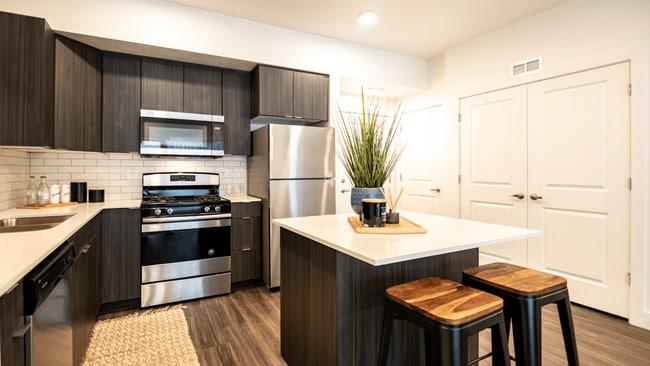 Photo - Onyx Apartments