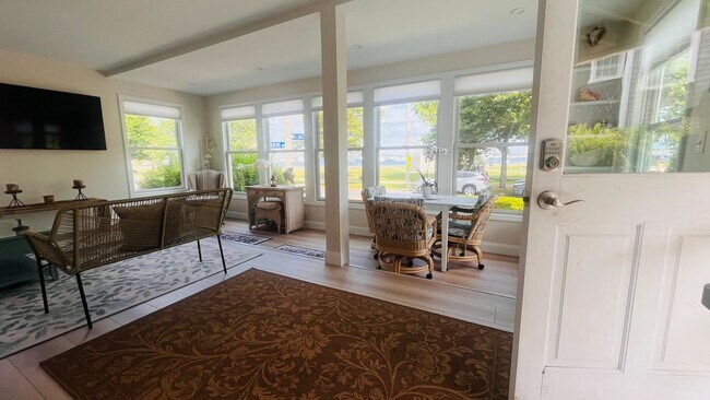 Photo - 115 Wellington Ave Unidad 1
