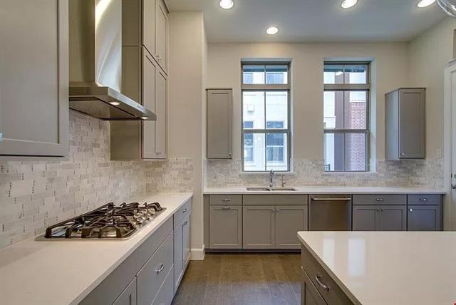 Photo - 1366 Branchwood Pl