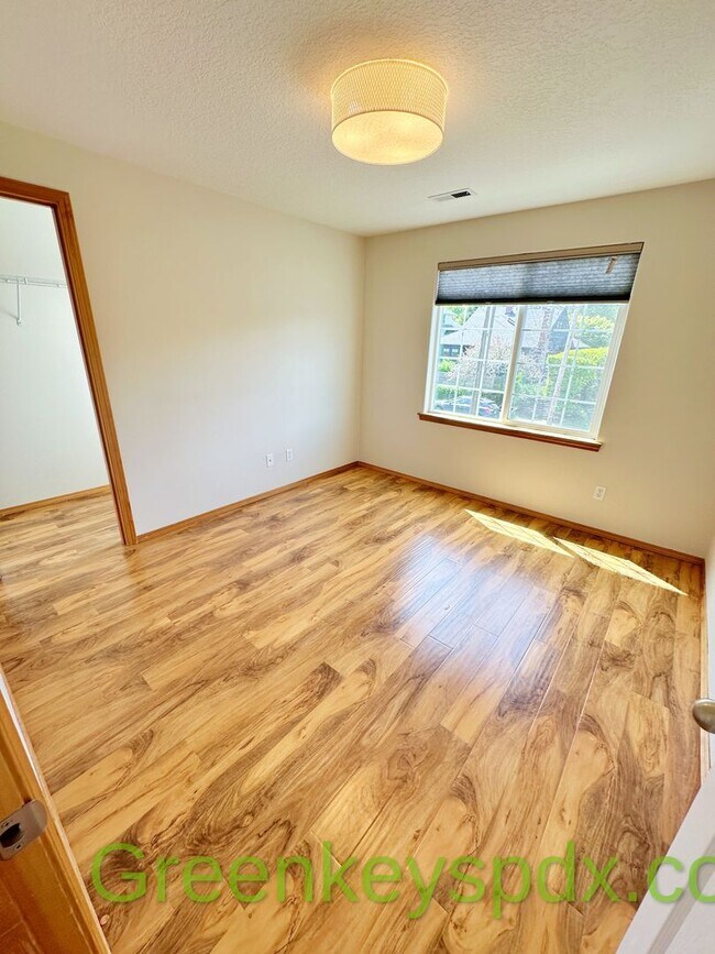 Photo - Awesome 3-bedroom 2.5-bathroom house in NE...