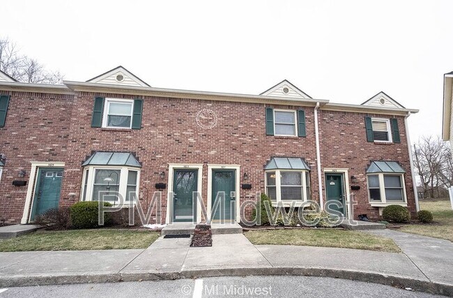 Photo - 5611 N Rural St