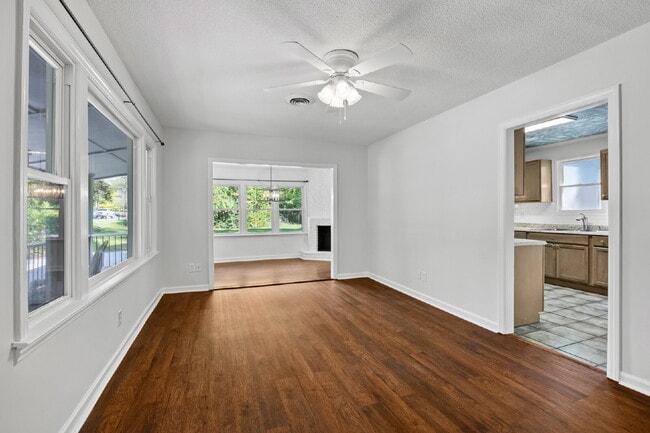 Photo - 3 bed 1 bath ranch with large storage/workshop building