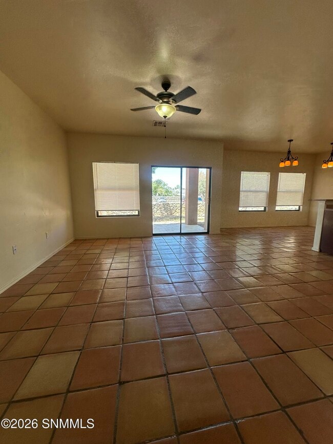 Photo - 560 El Molino Blvd