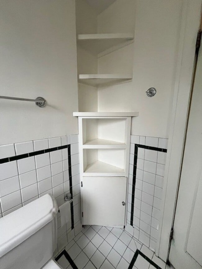 Photo - Wallingford Home. 4 beds, 2 bath. garage.