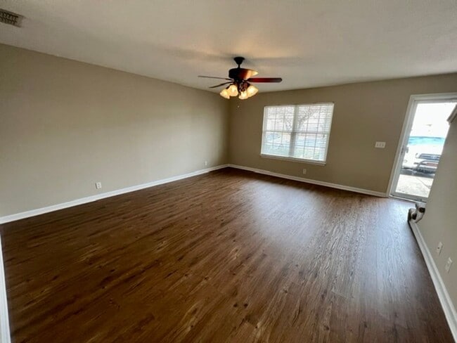 Photo - *END UNIT* 2 Bed, 2.5 Bath Townhome in The Cottages at Indian Park