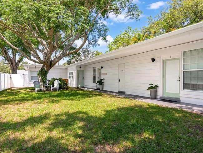 Photo - 2441 Granada Ave Unit 3