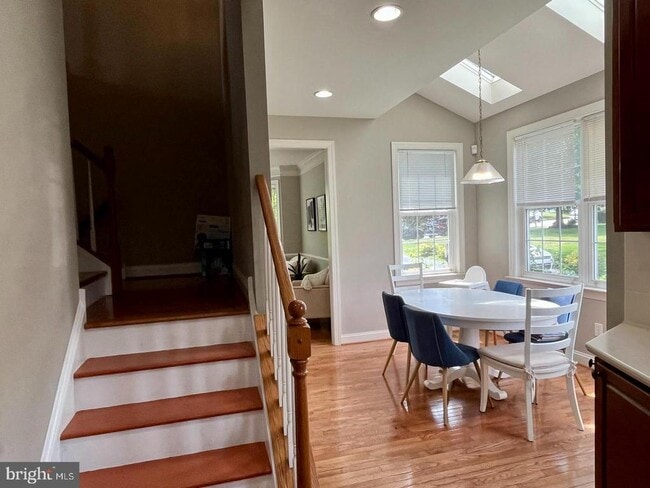 Photo - 204 Windham Dr