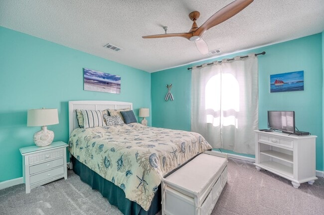 Photo - PRICE JUST REDUCED! FURNISHED OFF-SEASON M...