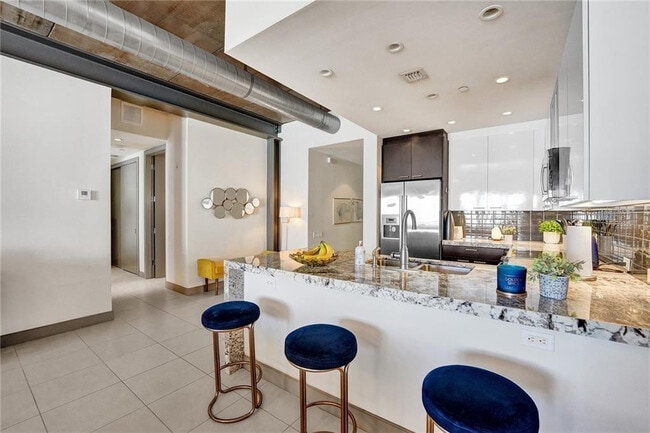 Photo - 110 SE 2nd St Unit 402